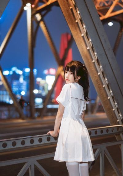 女人脱裤子让男人桶爽在线