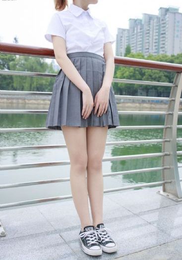 回铭之烽火三月在线观看